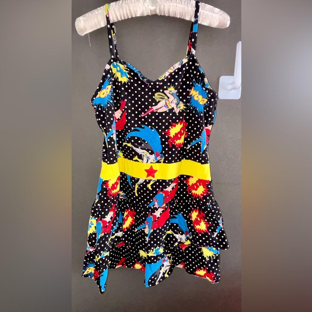 DC Comics WOMENS SUPER GIRLS NIGHTIE XL